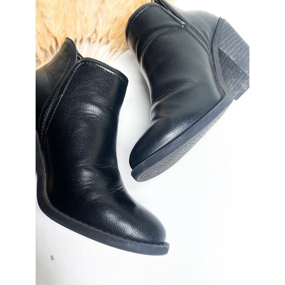 Joie Kayden Black Leather Ankle Boots Size 6.5  Heeled Booties - Picture 2 of 11